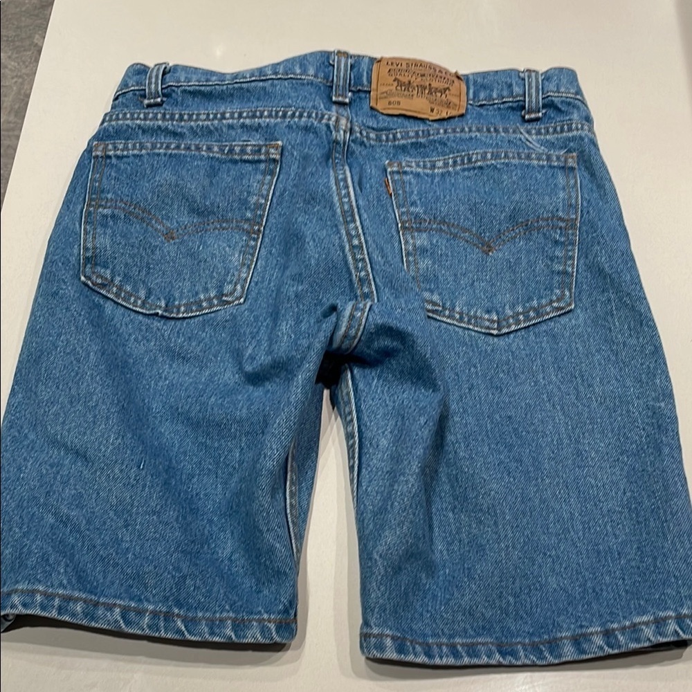 Levi’s 505 Classic Blue Denim Vintage 90’s Womans Shorts, Size 32